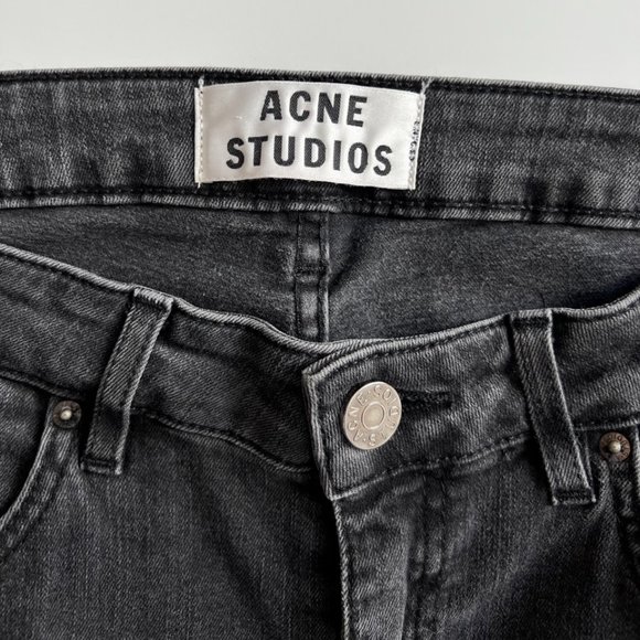 ACNE STUDIOS "Skin 5 Used Black" mid-rise skinny jeans - Picture 2 of 11